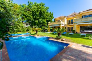 Lloguer Casa a Guadalmina Baja. Preciosa villa familiar junto a la playa, guadalmina baja