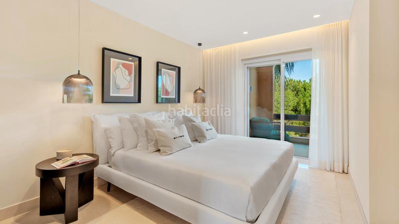Foto c1736973-09b1-40b3-8994-9f2d8c7ad86f. Apartament amb aparcament piscina a Zona de Punta Plata Estepona