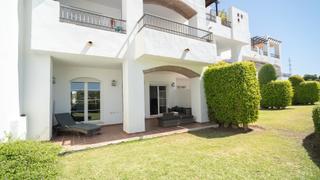 Planta baixa a Los Arqueros  - Puerto del Almendro. Apartamento de dos dormitorios en los arqueros, benahavís