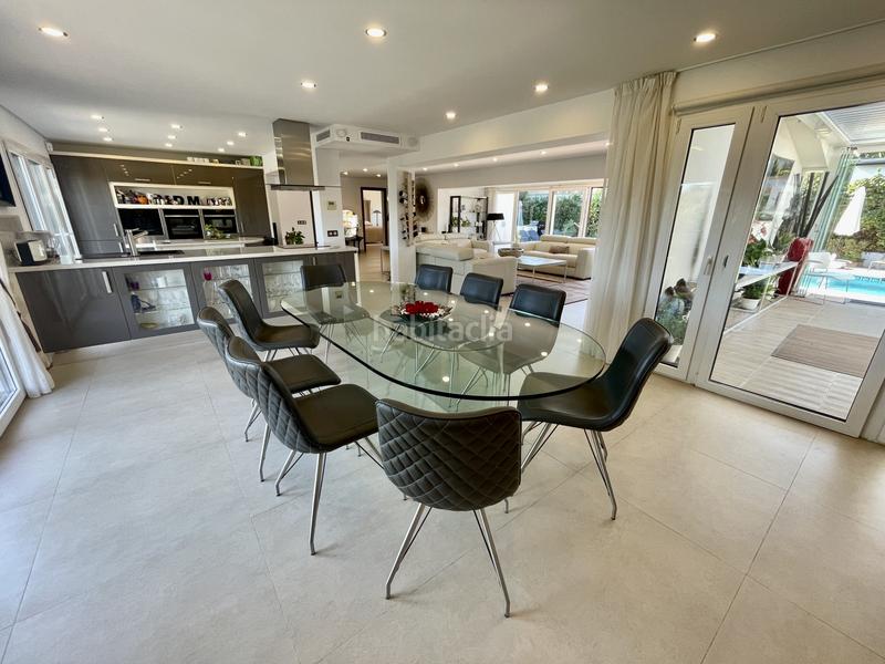 Foto 5f11d003-8da3-450d-a3d7-22829975de9b. Casa amb aparcament piscina a Nueva Alcántara Marbella