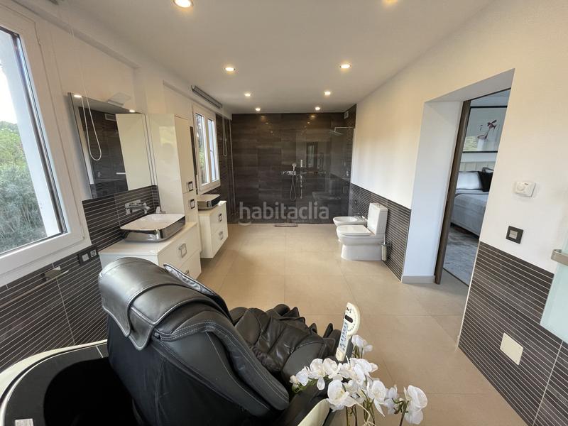 Foto 92f40555-43bd-4673-96a6-cb15704c336f. Casa amb aparcament piscina a Nueva Alcántara Marbella