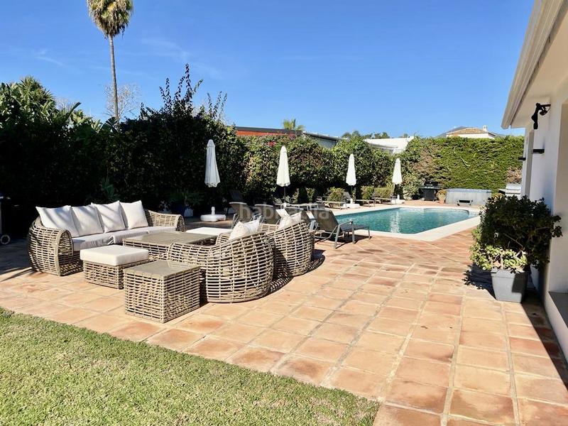 Foto 94fe9695-902c-471d-83d5-803a47f30691. Casa amb aparcament piscina a Nueva Alcántara Marbella