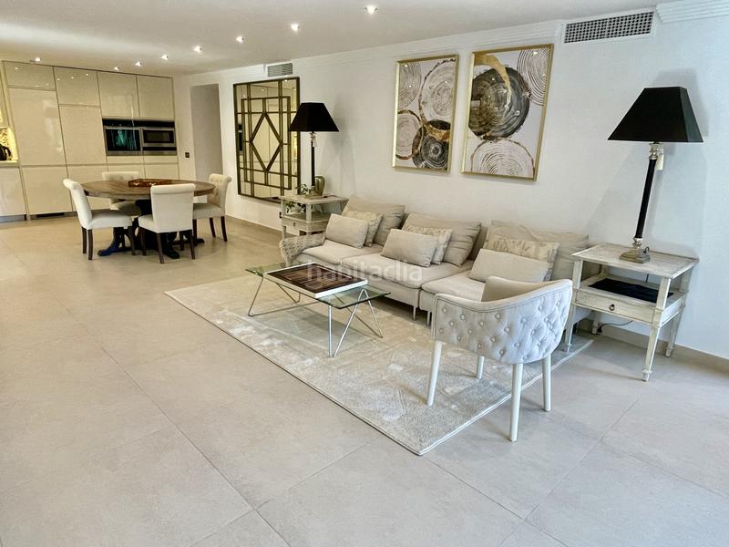Foto 9badfff9-c5ff-46e0-a962-7d0ddaa899e4. Casa amb aparcament piscina a Nueva Alcántara Marbella