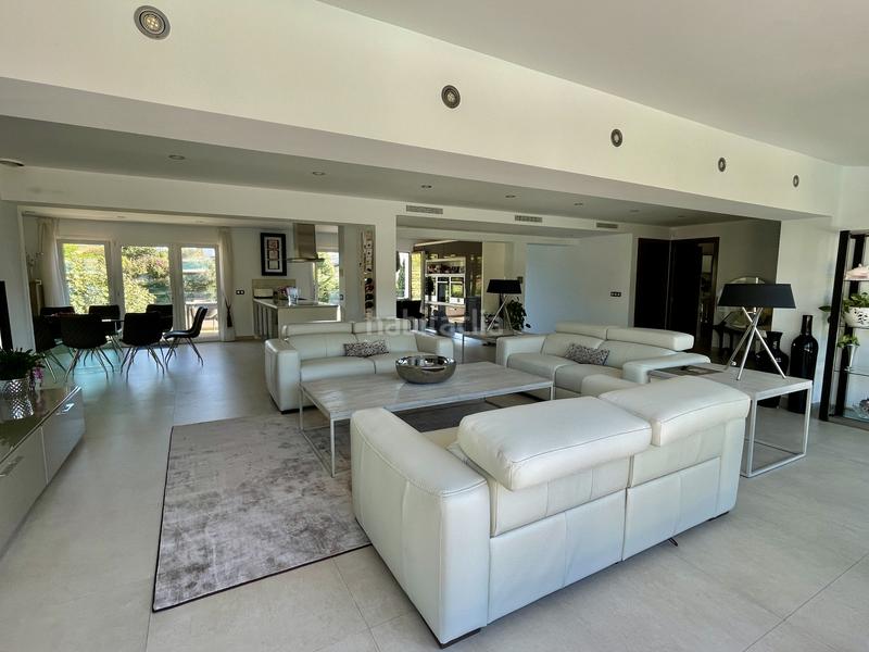 Foto ada30f56-a45e-4db8-9c7d-0eb7ccbb5f69. Casa amb aparcament piscina a Nueva Alcántara Marbella