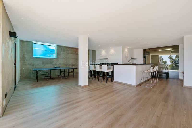Foto eb93ba8c-a6af-4146-89fc-813551493585. Casa  leon casa contemporánea con vistas panorámicas al mar y al golf en Benahavís