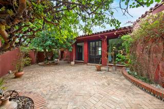 Casa en Nageles Alto. Villa para reformar en rocio de nageles, milla de oro de marbell