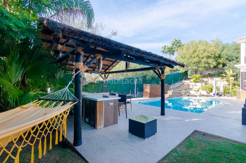 Foto 2829f41f-18bb-4f72-88db-dd804b1a475a. Casa moderna villa familiar en nueva andalucia en Marbella