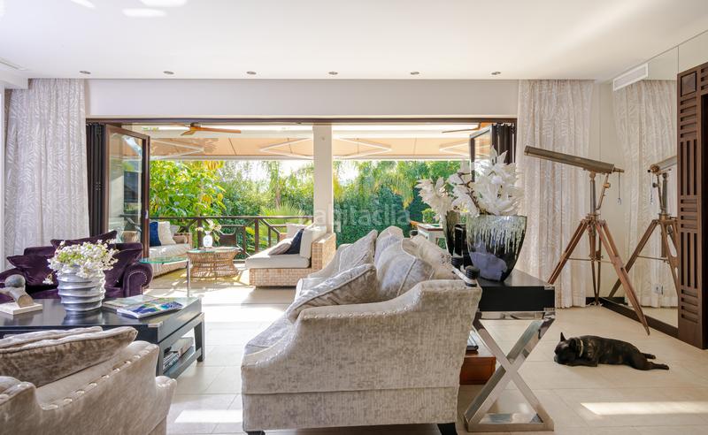 Foto 2ddd9fa4-6db3-40c0-8f76-a122c2b70c11. Casa moderna villa familiar en nueva andalucia en Marbella