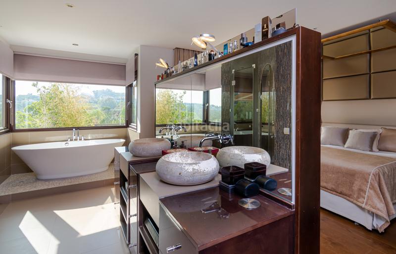 Foto a84cae4a-6589-4350-a5f1-67592d5d9452. Casa moderna villa familiar en nueva andalucia en Marbella