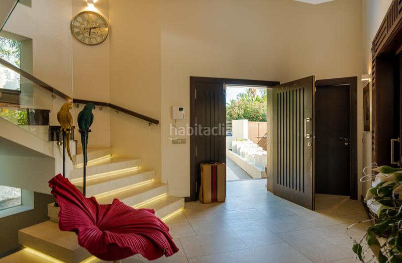 Foto ee66441f-d8ec-4292-b643-9f0962345a1c. Casa moderna villa familiar en nueva andalucia en Marbella