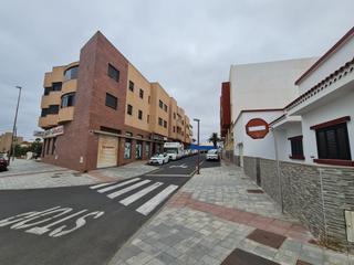 Local Comercial en Bernardina y nazaret 4