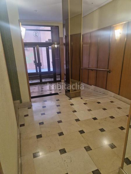 Foto 0602d191-399c-4da1-8c67-68e69396d53e. Flat with heating in Juan XXIII - Las Torres - G2 Burgos