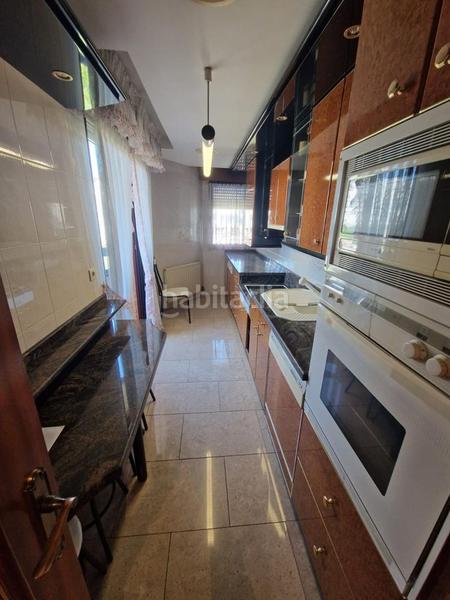 Foto 5bf2b0c3-8255-4c45-9438-0fb6ec96390f. Flat with heating in Juan XXIII - Las Torres - G2 Burgos