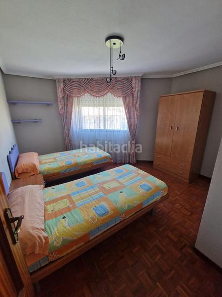 Foto c1d2835e-fa21-4237-af6d-c43692f6929b. Flat with heating in Juan XXIII - Las Torres - G2 Burgos