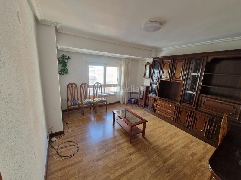 Foto ce8eb690-f84f-4e21-8a81-af203f458dc1. Piso en Gamonal - San Bruno - G9 Burgos