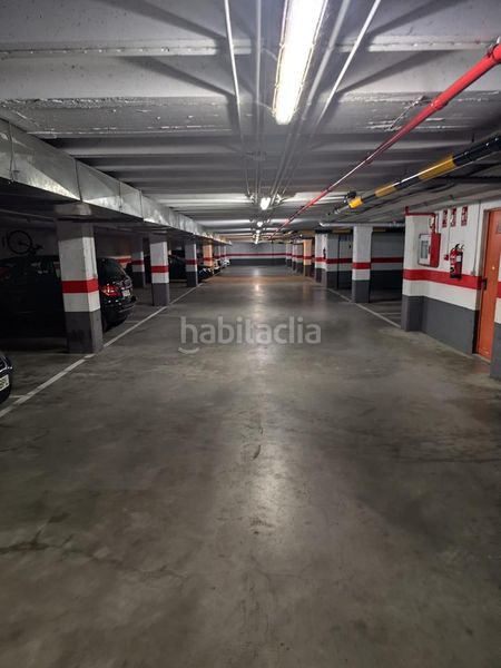 Foto afb4fead-41cb-4ba3-9475-7d28287c2bb7. Aparcament cotxe a Universidad - Las Huelgas Burgos