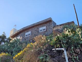 Masia a Calle doctor heraclio sánchez 91. Casa terrera con terreno en tejeda  las palmas de gran canaria