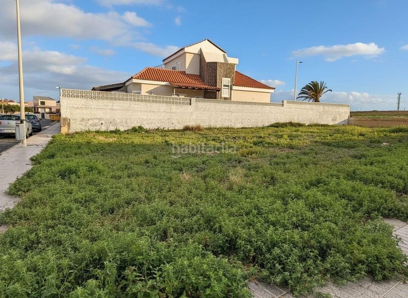 Foto ff235fcd-8364-41d0-9989-4a5169fc1026. Terreny residencial a calle tedera 9999 a La Garita - Marpequeña Telde