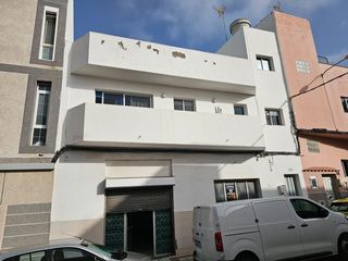 Pis a Calle Calle Escultor Plácido Fleitas 59