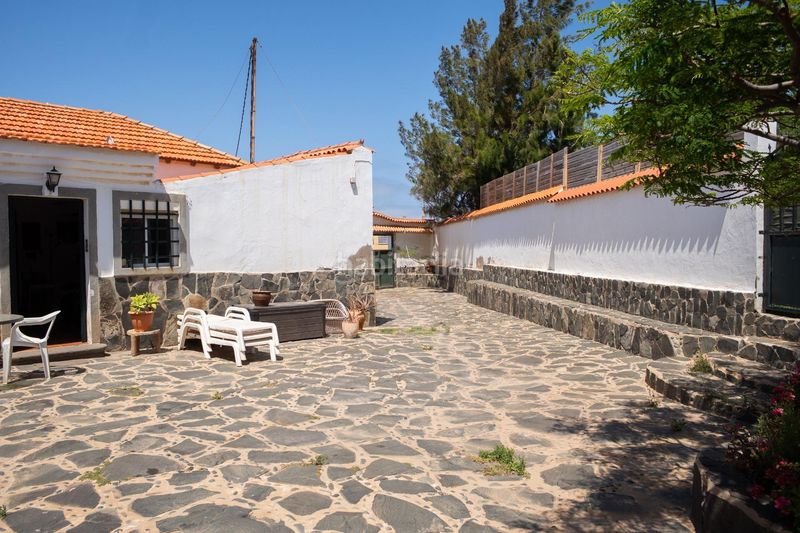 Foto 58fb59c8-270b-43e9-9df1-23e7ae966737. Chalet dans camino cruz de jerez 0 dans Callejón del Castillo - El Calero - Las Huesas Telde