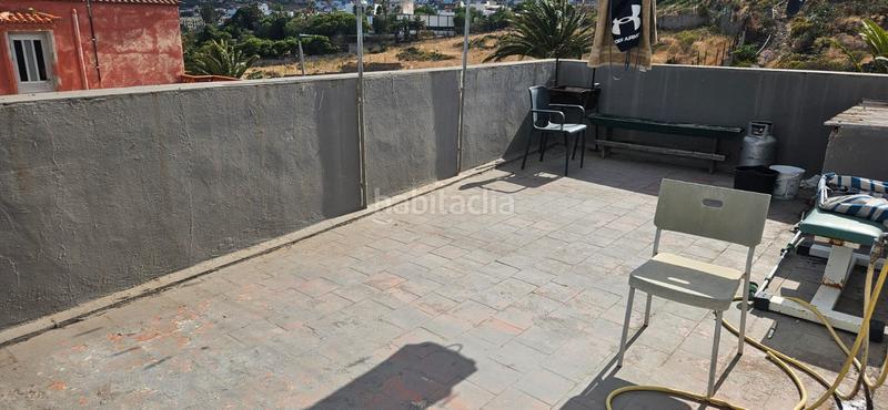Foto 5a5c4d30-e4e2-417b-a7d2-75efcd84fc3f. Casa a calle los silos 1 a La Cuesta - Finca España San Cristóbal de La Laguna