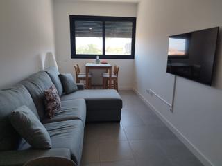 Location Rez-de-chaussée  Calle las vichas 2. Oportunidad, planta baja con garaje!!! excelente vivienda, práct