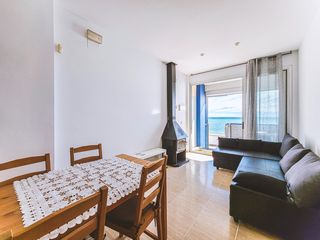 Lloguer Estudi  Avinguda doctor furest. Apartamento en alquiler en primera línea de mar