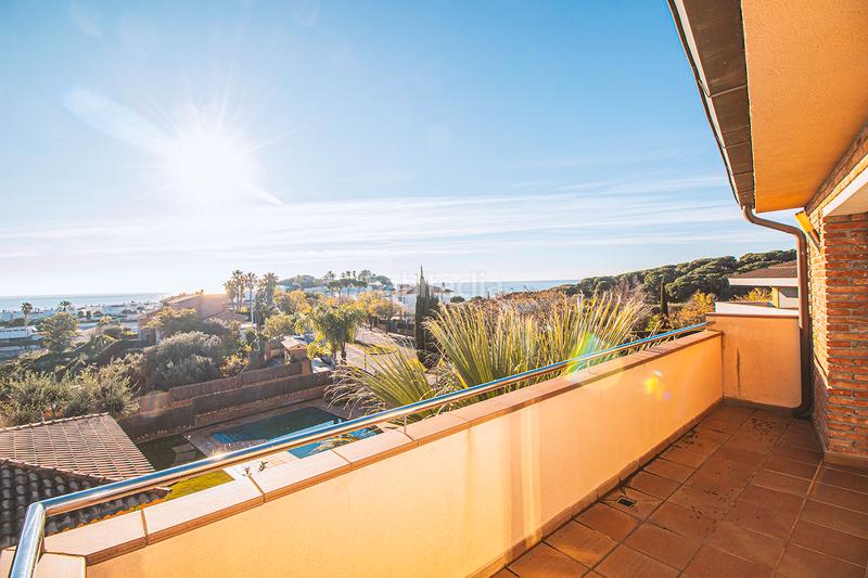 Foto 0b6e4420-3c0c-4452-bbdc-a132028f05e7. Chalet con camino parcheggio piscina in Urbanitzacions Sant Pol de Mar