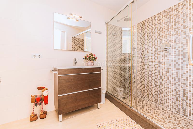 Foto 9e1f2774-29fc-4067-9f0e-b55f50833254. Chalet con camino parcheggio piscina in Urbanitzacions Sant Pol de Mar