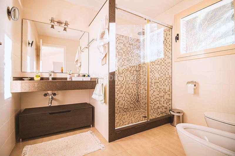 Foto a125415d-78ea-4bb0-80c2-c28c56e12bb8. Chalet con camino parcheggio piscina in Urbanitzacions Sant Pol de Mar