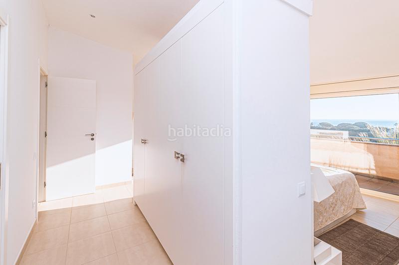 Foto a166d01b-f90a-44b6-ba45-51d82f599236. Chalet con camino parcheggio piscina in Urbanitzacions Sant Pol de Mar