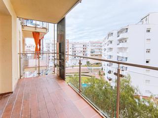 Appartement à Centre. Piso de 76 m² con 2 habitaciones en complejo residencial con pis