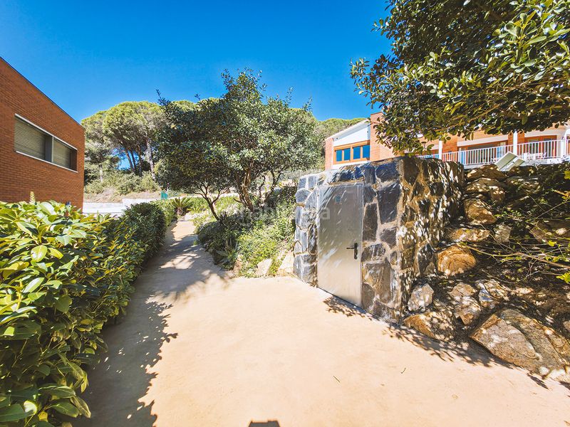 Foto 09a0ab13-176c-47b0-aeb7-09369e1d279d. Casa amb xemeneia calefacció aparcament piscina a Sant Pol de Mar