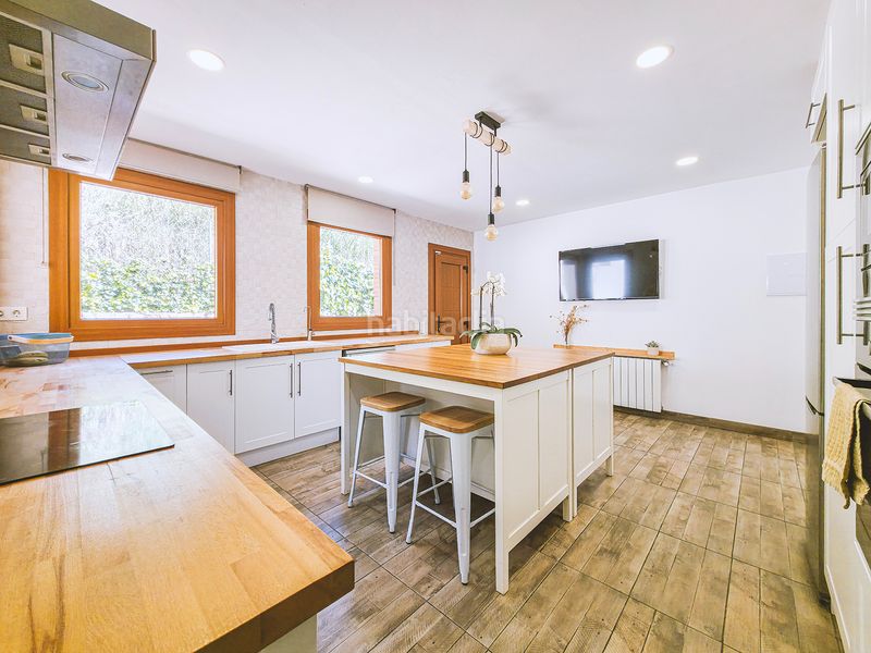 Foto 2e1f161e-443b-4003-a297-8ed03b3b98c5. Casa amb xemeneia calefacció aparcament piscina a Sant Pol de Mar