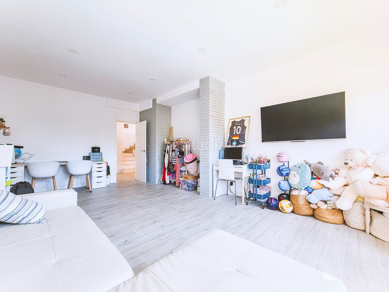 Foto b1584ced-4fbd-4cfe-b643-68a19de22c13. Casa amb xemeneia calefacció aparcament piscina a Sant Pol de Mar