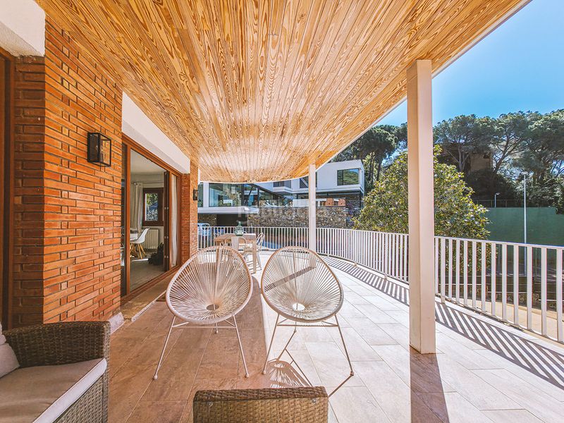 Foto b519717a-b448-4b91-ba7b-b8ade25744bf. Casa amb xemeneia calefacció aparcament piscina a Sant Pol de Mar