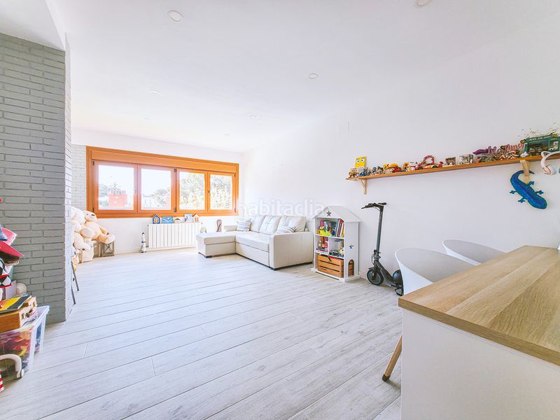 Foto df7fd84c-990c-4d7f-848c-41d478ff957d. Casa amb xemeneia calefacció aparcament piscina a Sant Pol de Mar