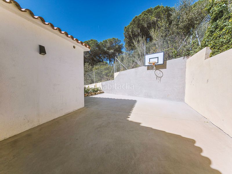 Foto edc9f70f-70ae-4de3-806d-c2d98fedbfca. Casa amb xemeneia calefacció aparcament piscina a Sant Pol de Mar