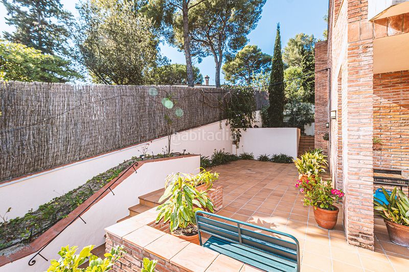 Foto aaab48a1-c890-4379-bf14-bbb1d9a0818a. Chalet with fireplace heating parking in Urbanitzacions Sant Pol de Mar