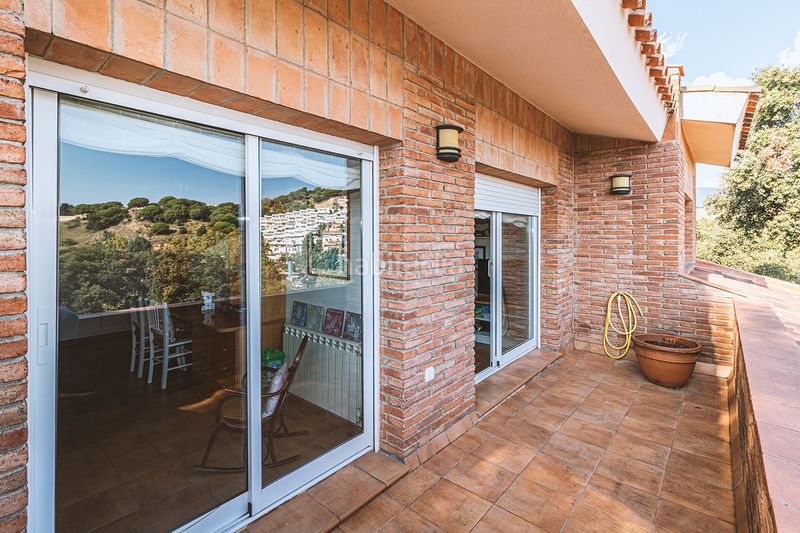 Foto aff5bff4-7873-4343-9b24-40845aaa0e5f. Chalet with fireplace heating parking in Urbanitzacions Sant Pol de Mar