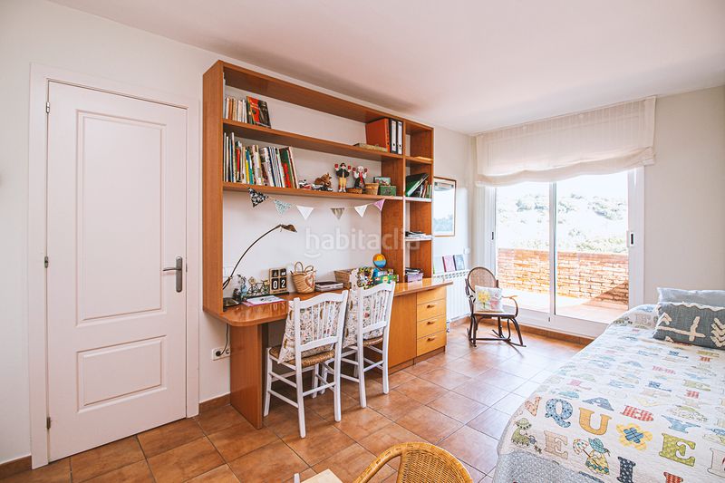 Foto c258906a-16d6-42fd-8617-4c705d21a57f. Chalet with fireplace heating parking in Urbanitzacions Sant Pol de Mar