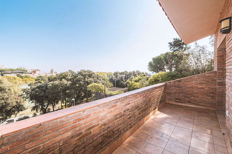 Foto e30be701-40a3-4dbf-9f8f-788142bcc146. Chalet with fireplace heating parking in Urbanitzacions Sant Pol de Mar