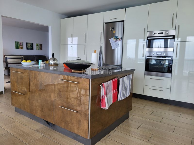 Foto d3dbbef5-89d2-4d01-939c-2d356c40fe1b. Àtic a Guayonje - Mesa del Mar Tacoronte