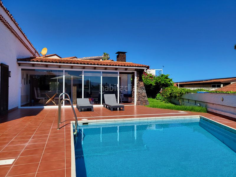 Foto 81a0499a-9a28-4062-b74f-7d2af4c59c07. Casa amb calefacció aparcament piscina a Los Realejos pueblo Realejos (Los)