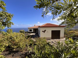Haus in Frontera. Encantadora casa en el hierro en una ubicación privilegiada