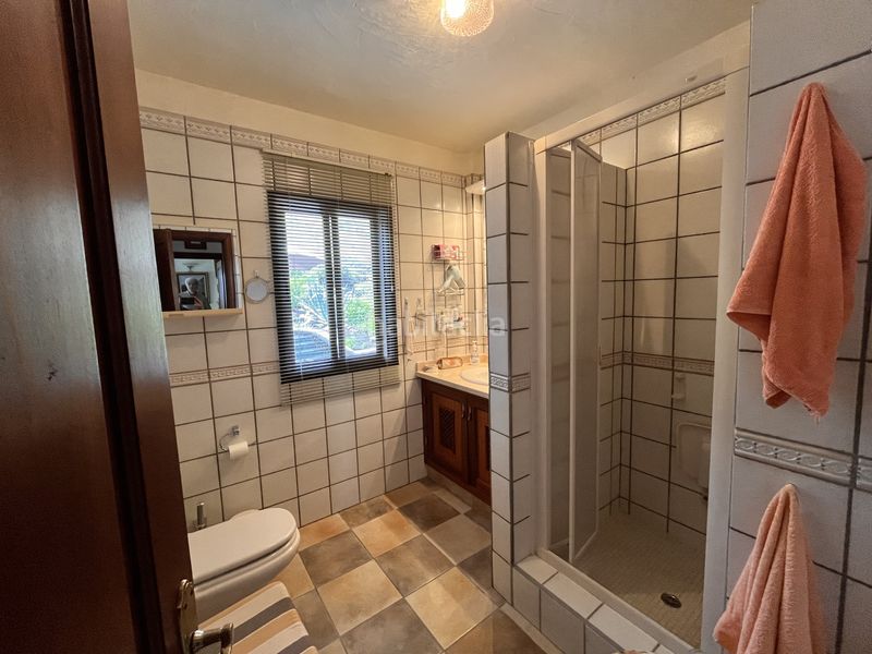 Foto 966a3147-1241-4bbf-9cf9-3fb3099d08b0. Casa amb aparcament a Frontera