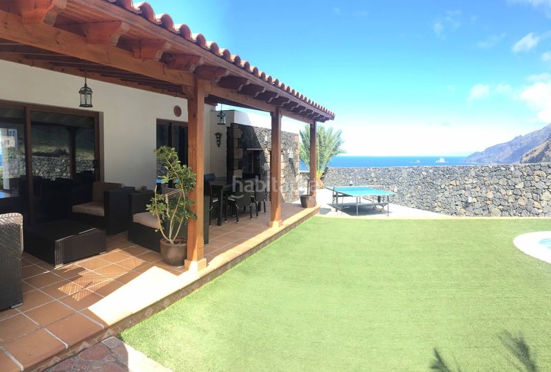 Foto 665fa5c6-8b54-49e6-8d57-0ff879f2cd1d. Casa amb aparcament piscina a Frontera