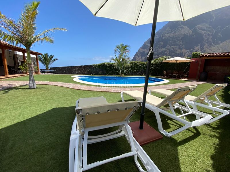 Foto efd65c2a-fa13-4443-b710-67a4aa0b4a5a. Casa amb aparcament piscina a Frontera