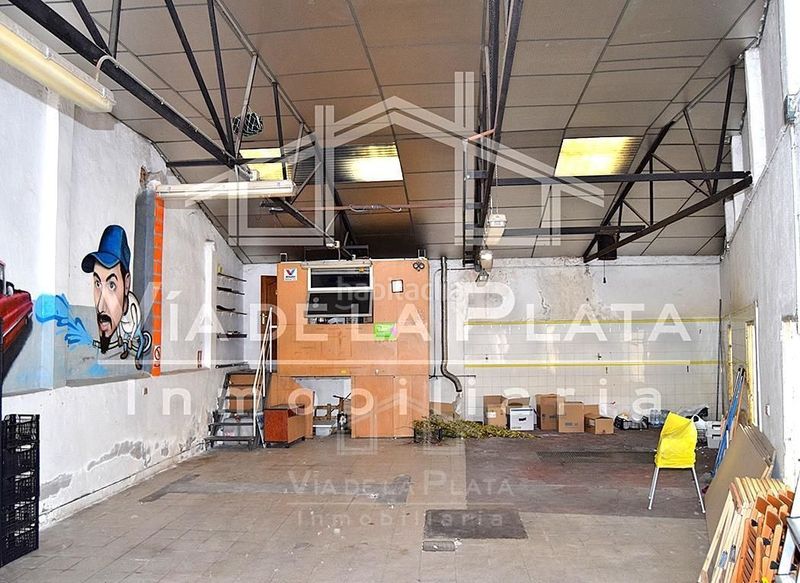 Foto bcc09e18-9e17-45a6-9c15-283ae718663d. Local comercial a Villamayor