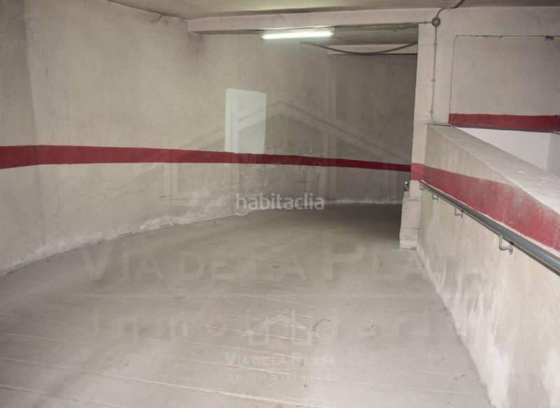 Foto 8b436394-6d2e-4257-a515-f6fdfffee851. Posto auto in Estación Salamanca